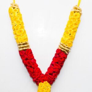 Button Rose Garland 7